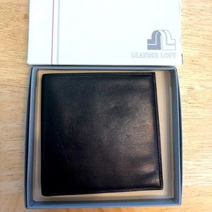 New Vintage European Lamb Skin Leather Black Wallet